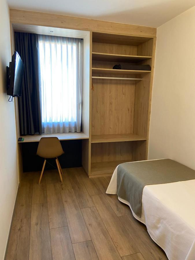 Hotel Mestral Perello El Perelló Buitenkant foto